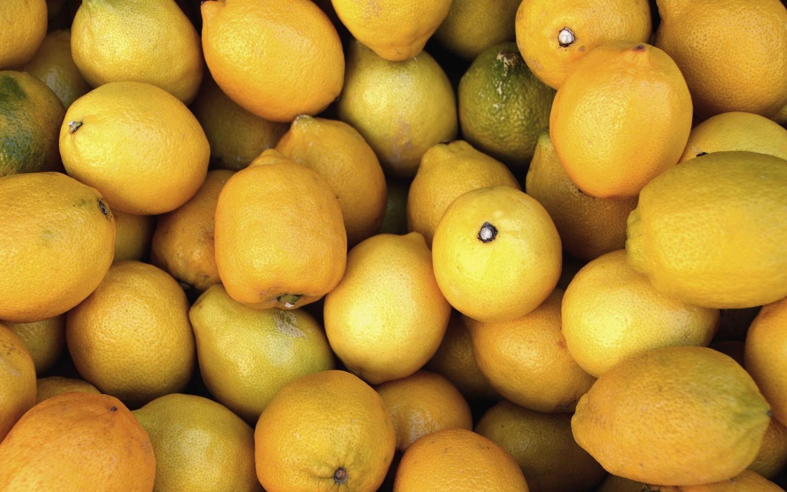 Citrus plays a huge part in Gin, lifting flavours and cutting through herbs, spices and sweetness. Citrus plays a huge part in Gin, lifting flavours and cutting through herbs, spices and sweetness.