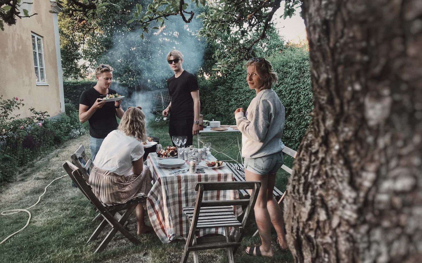 Backyard BBQ Backyard BBQ