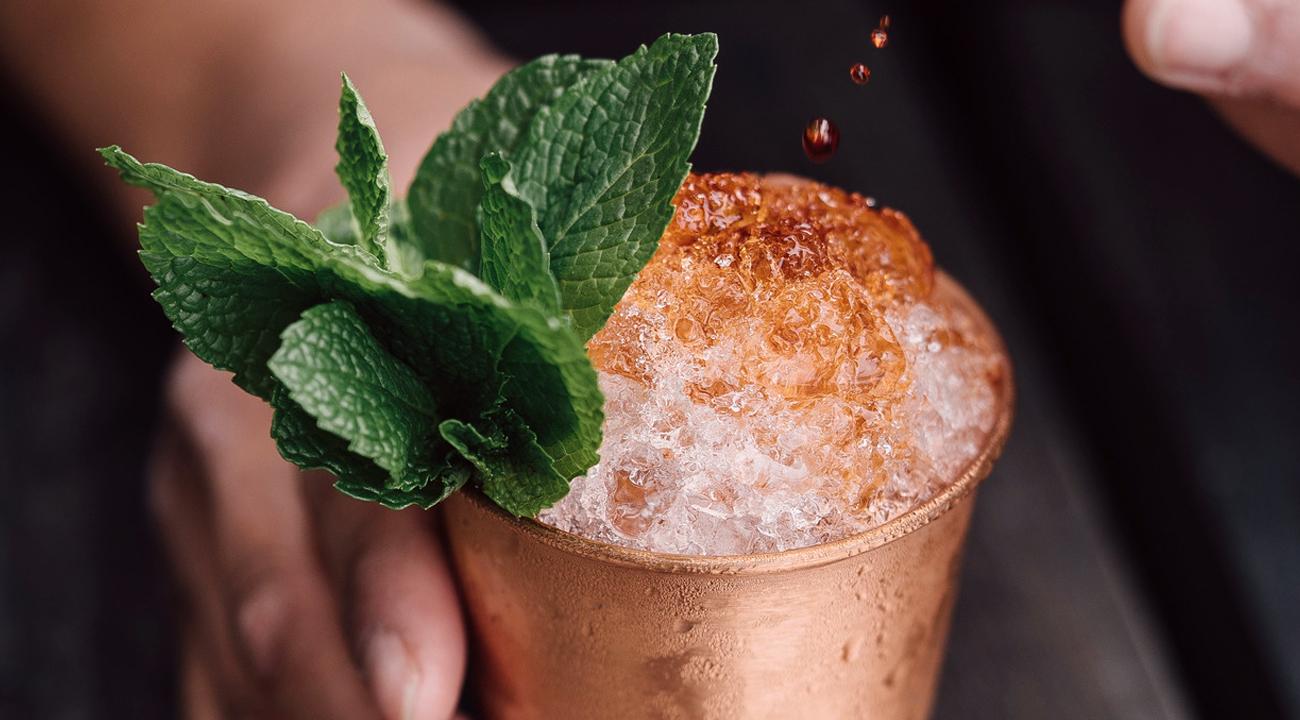mint julep cocktail